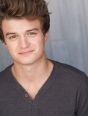  Joe Keery