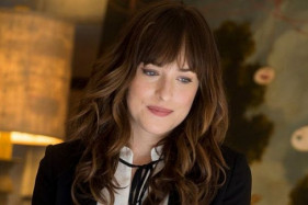 Исполнительница главной роли «Пятьдесят оттенков серого» и Зази Битц сыграют в триллере про бармена Исполнительница главной роли «Пятьдесят оттенков серого» и Зази Битц сыграют в триллере про бармена